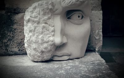 Sculpture en pierre de Caen – Portion du David de Michel Ange